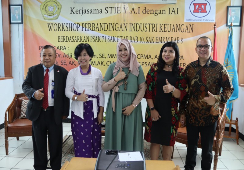 Workshop Perbandingan Industri Keuangan